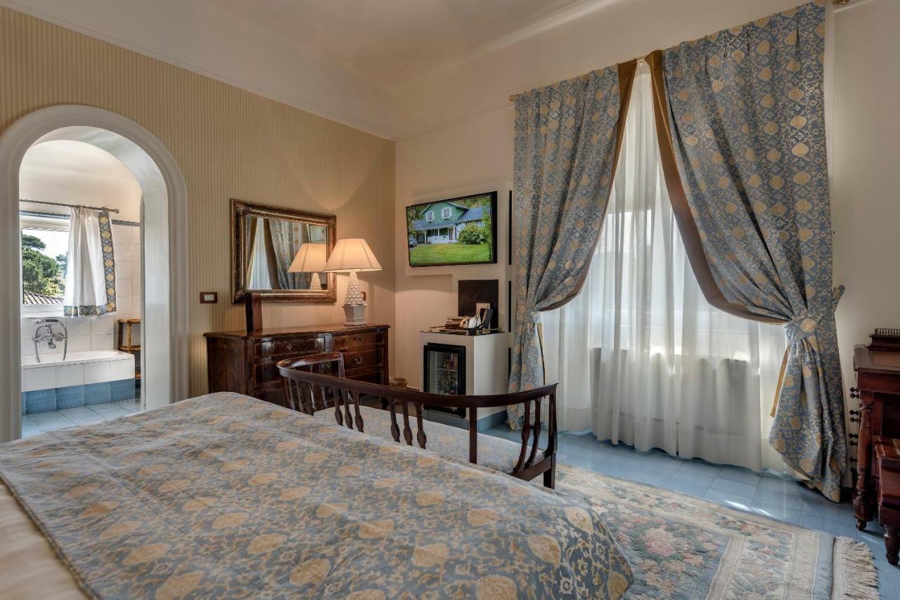 Augustus Lido Hotel Forte dei Marmi Bagian luar foto